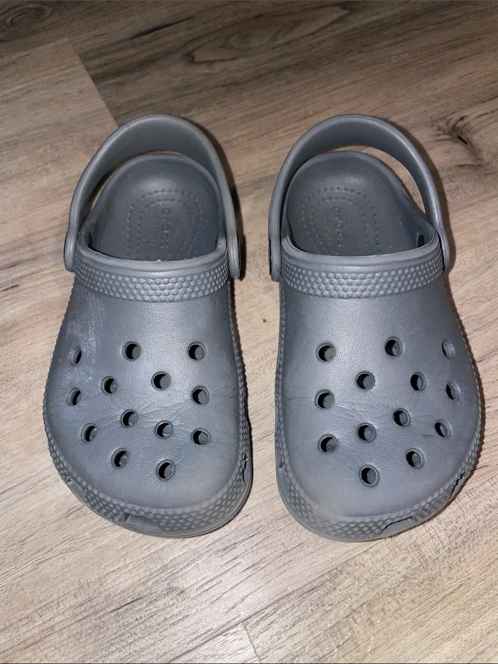 CROCS Kids Gray Slip-On Clog Sandals SIZE c9